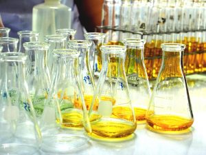 Pharmaceuticals & Injectables φάρμακα & ενέσιμα AVEL